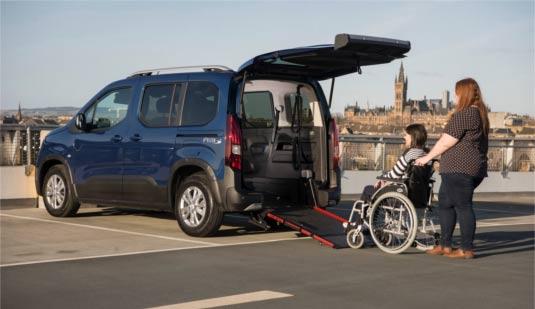 Fahrzeuge für Behinderte